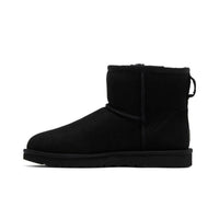 UGG Classic Mini II Boot Black (W) – hlavní pohled | Purekickz