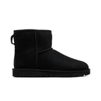 UGG Classic Mini II Boot Black (W) – boční pohled | Purekickz