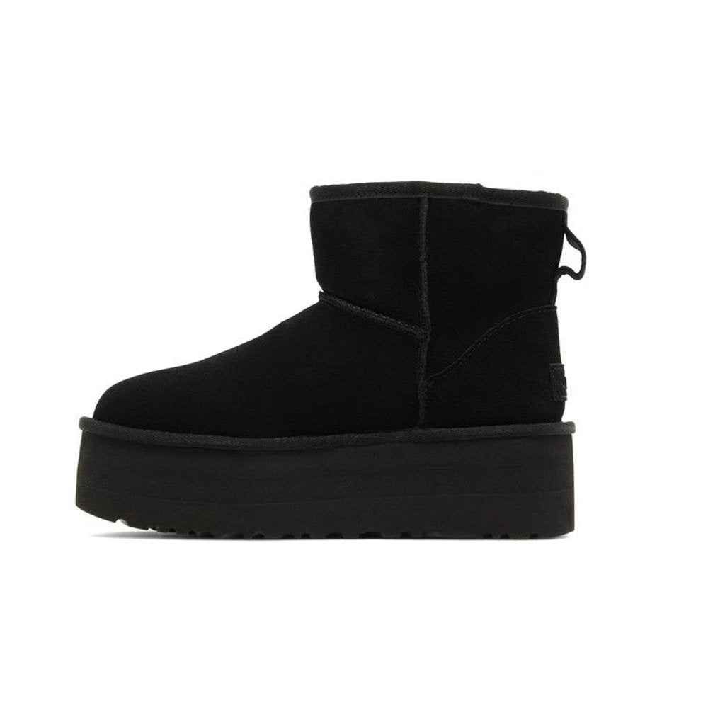 UGG Classic Mini Platform Boot Black – hlavní pohled | Purekickz