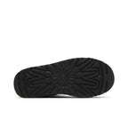 UGG Classic Mini Platform Boot Black – zadní pohled | Purekickz