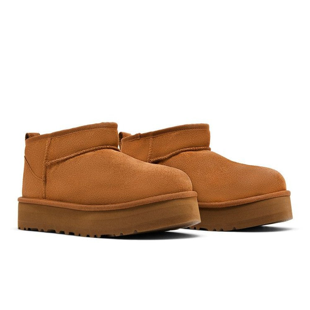 UGG Classic Ultra Mini Platform Boot Chestnut (Kids) – lifestyle foto | Purekickz