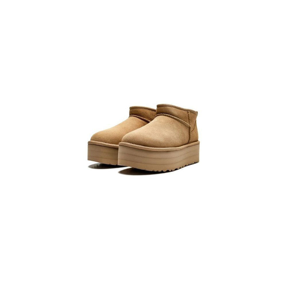 UGG Classic Ultra Mini Platform Boot Driftwood (Women's) – detail | Purekickz