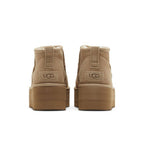 UGG Classic Ultra Mini Platform Boot Sand (Women's) – podrážka | Purekickz