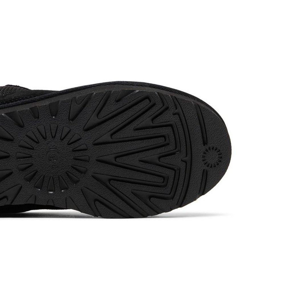 UGG Lowmel Black – pohled shora | Purekickz