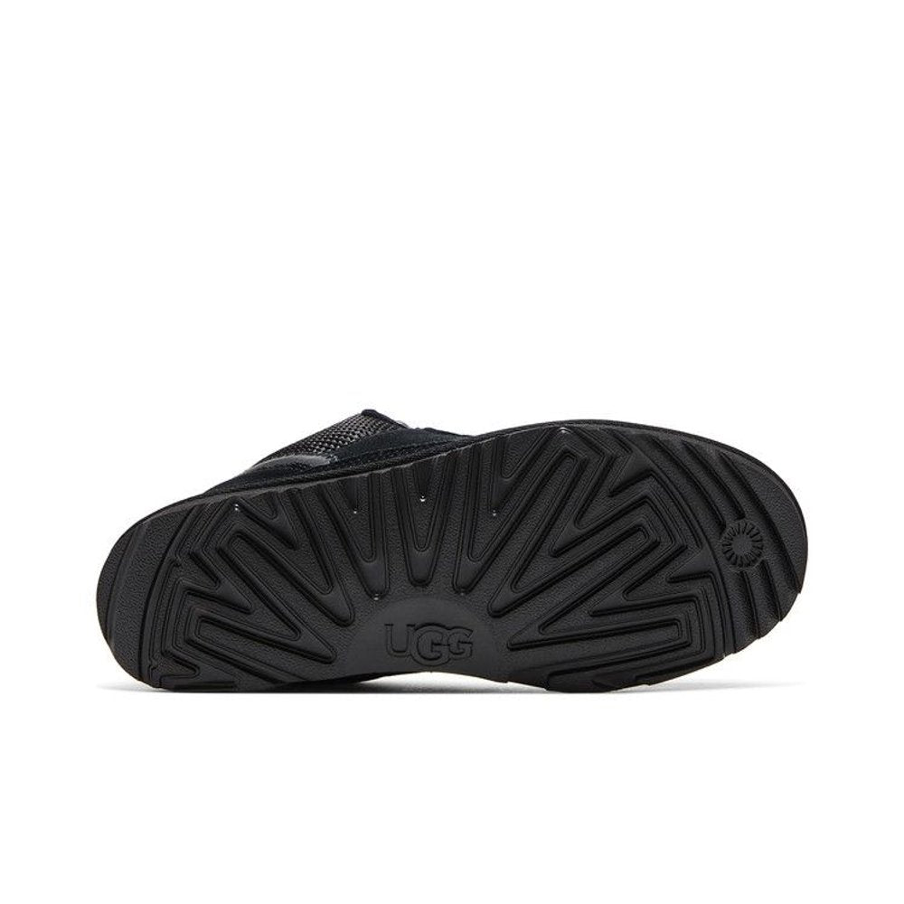 UGG Lowmel Black (Kids) – zadní pohled | Purekickz