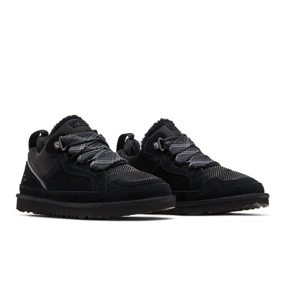 UGG Lowmel Black (Kids) – lifestyle foto | Purekickz