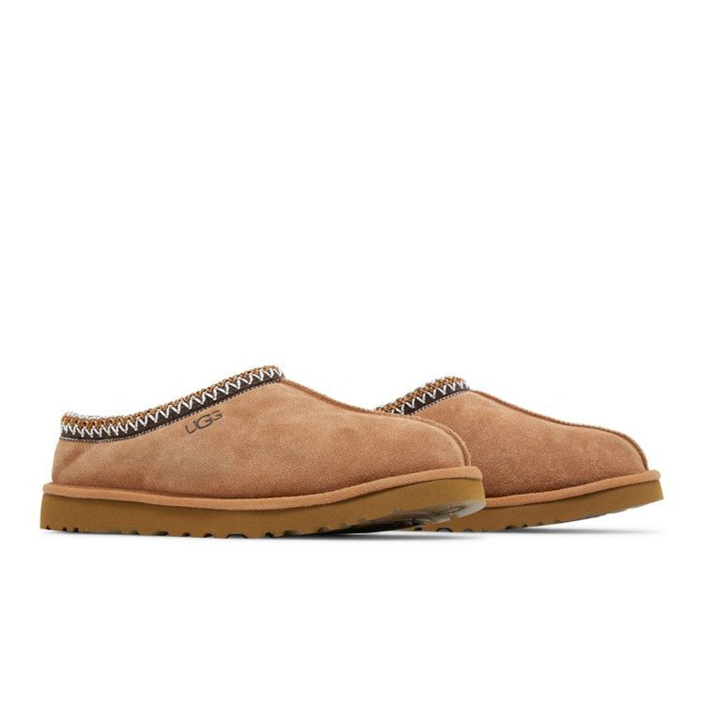 UGG Tasman Slipper Chestnut – lifestyle foto | Purekickz