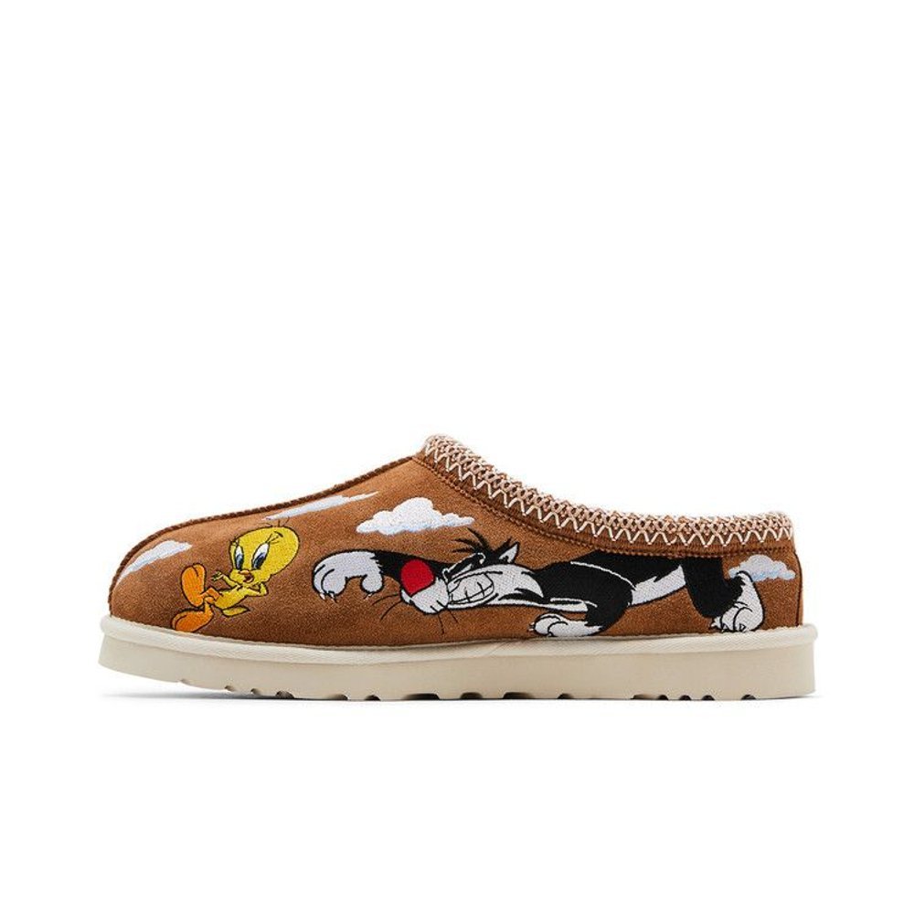 UGG Tasman Slipper Palace x Looney Tunes Chestnut
