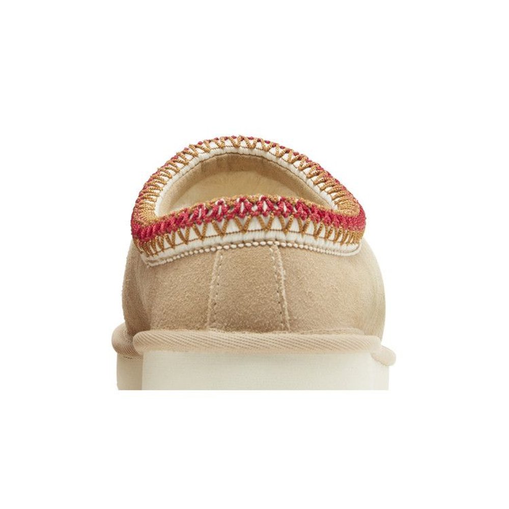 UGG Tasman Slipper Sand Dark Cherry – detail materiálu | Purekickz