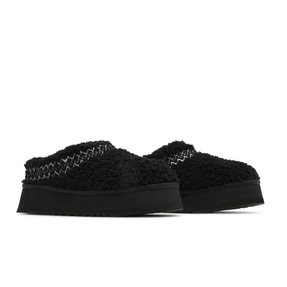UGG Tazz Slipper Heritage Braid Black (W) – lifestyle foto | Purekickz