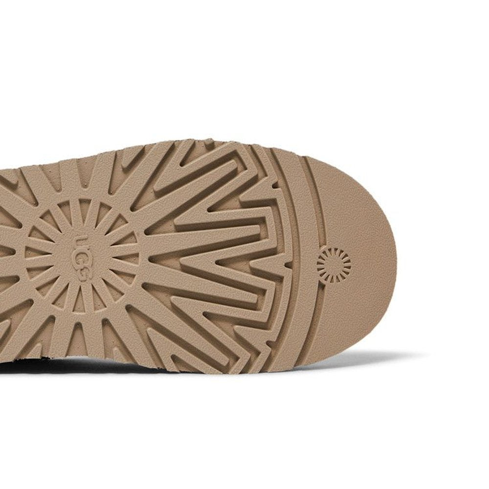 UGG Tazz Slipper Mustard Seed (W) – pohled shora | Purekickz