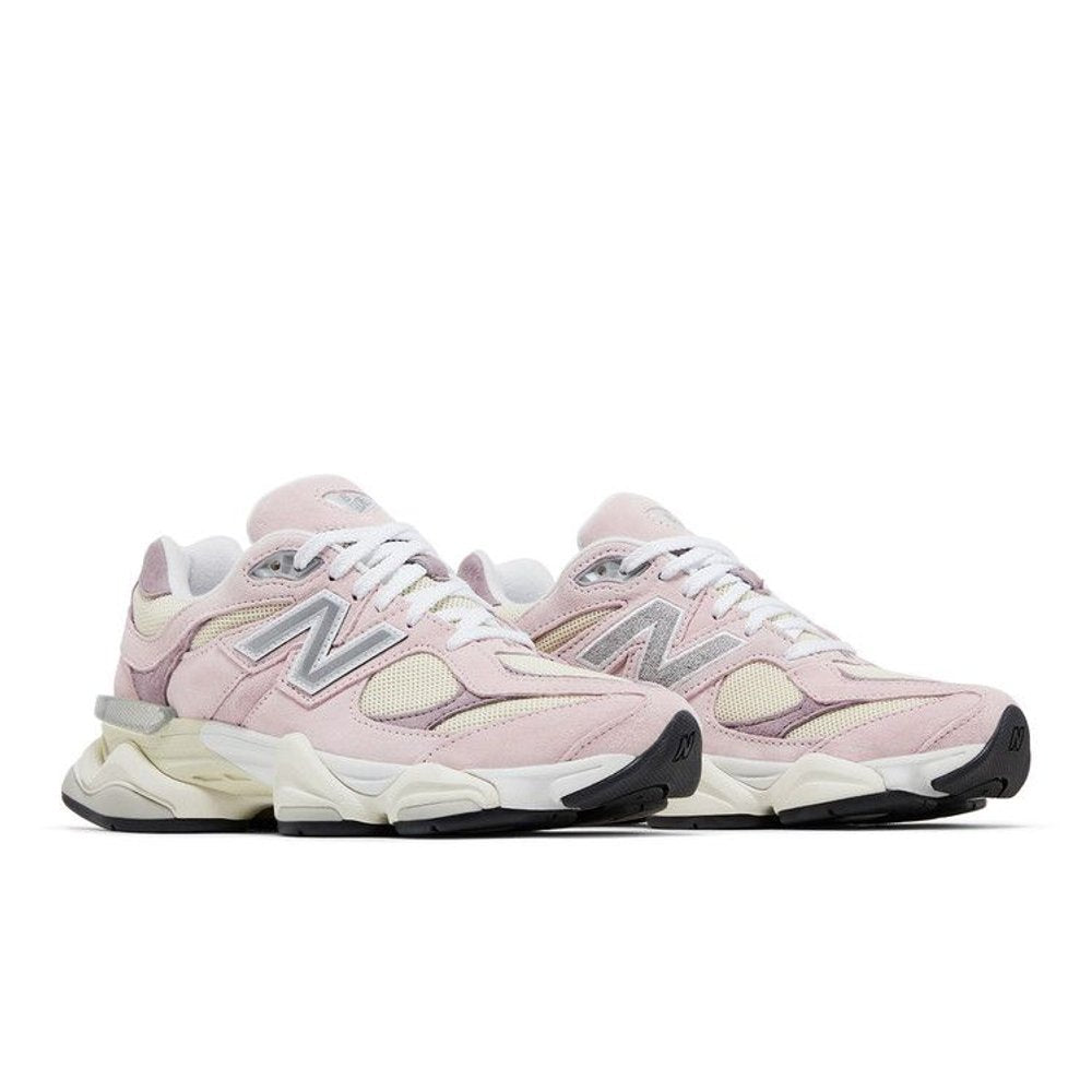 New Balance 9060 Rose Sugar Angora – lifestyle foto | Purekickz