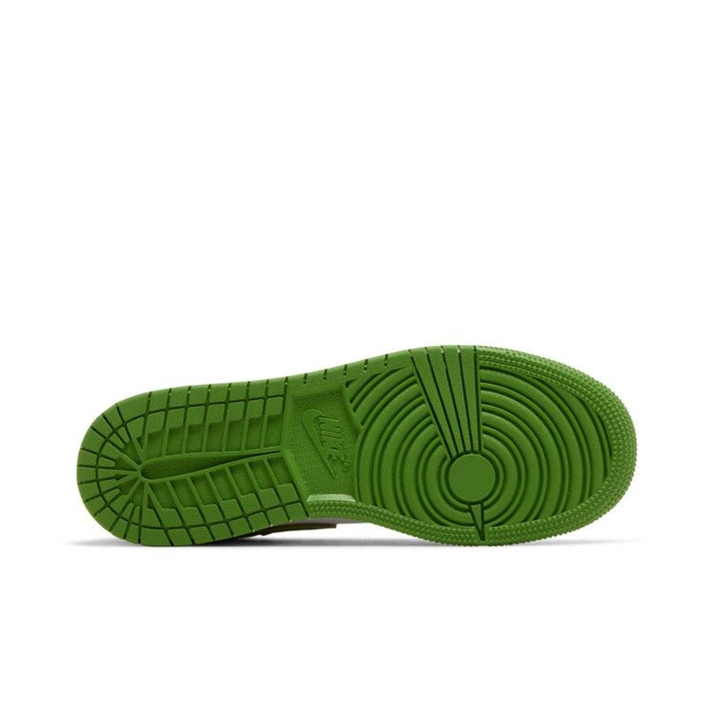 Jordan 1 Low Chlorophyll (GS) – zadní pohled | Purekickz