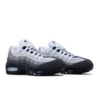 Nike Air Max 95 OG Big Bubble Granite – lifestyle foto | Purekickz