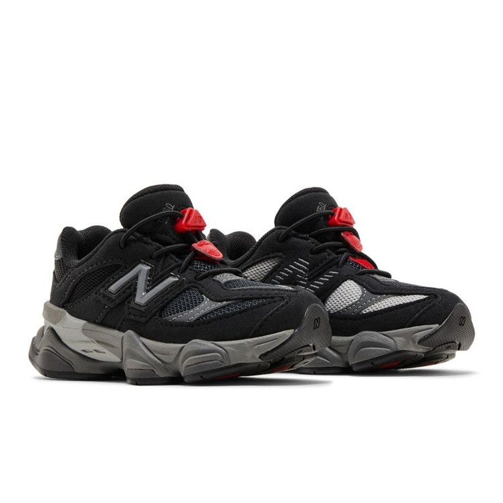 New Balance 9060 Black Grey (TD) – lifestyle foto | Purekickz