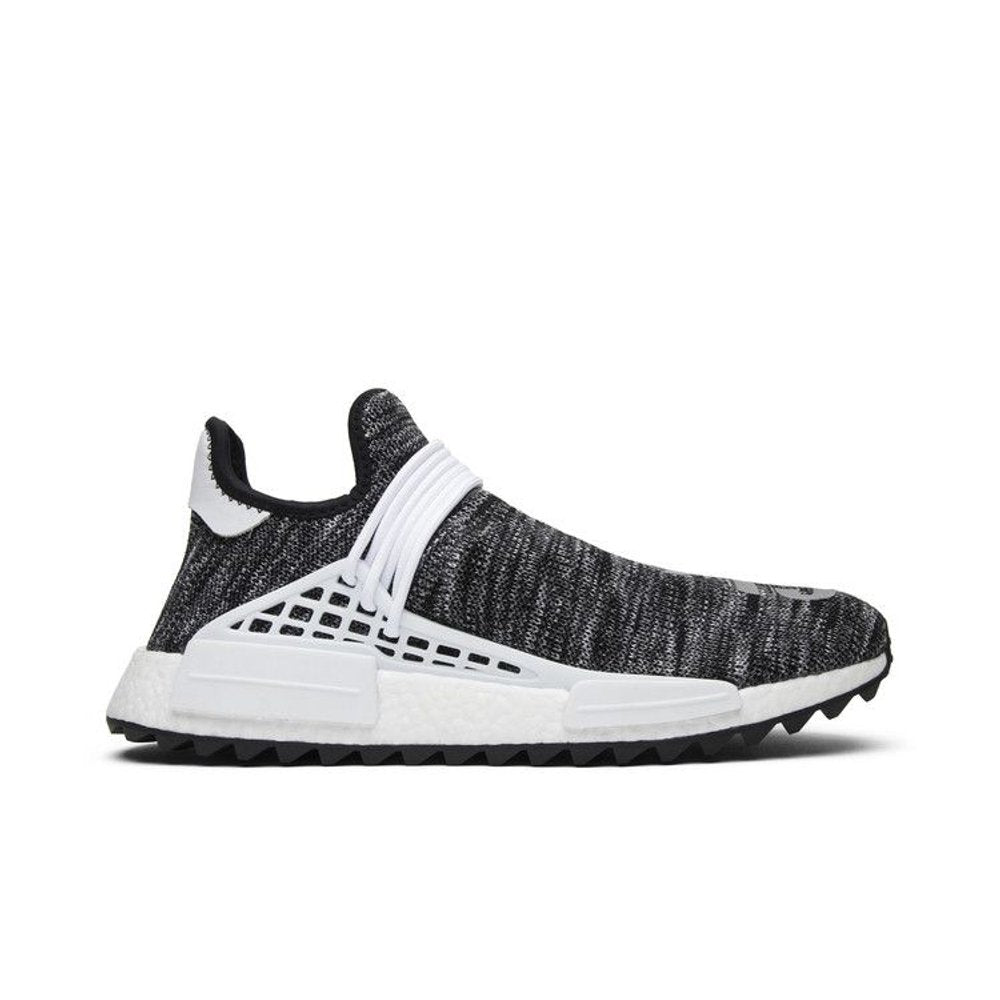 adidas Human Race NMD Pharrell Oreo – boční pohled | Purekickz
