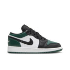 Jordan 1 Low Green Toe (GS) – boční pohled | Purekickz