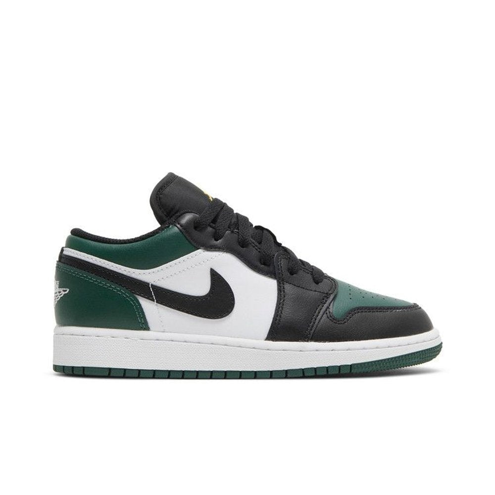 Jordan 1 Low Green Toe (GS) – boční pohled | Purekickz