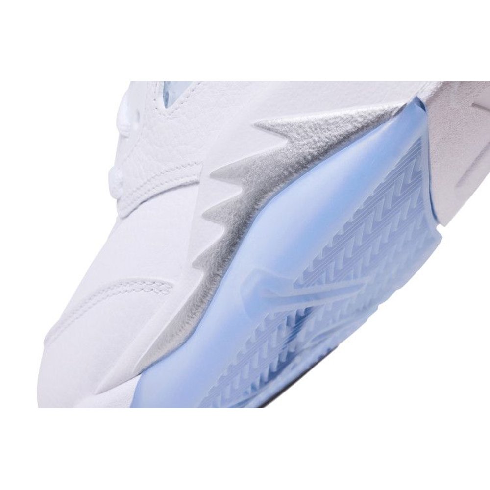 Jordan 5 Retro White Metallic (2026) – pohled 10 | Purekickz