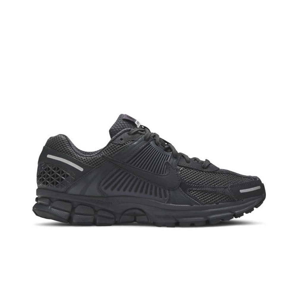 Nike Zoom Vomero 5 Anthracite – boční pohled | Purekickz