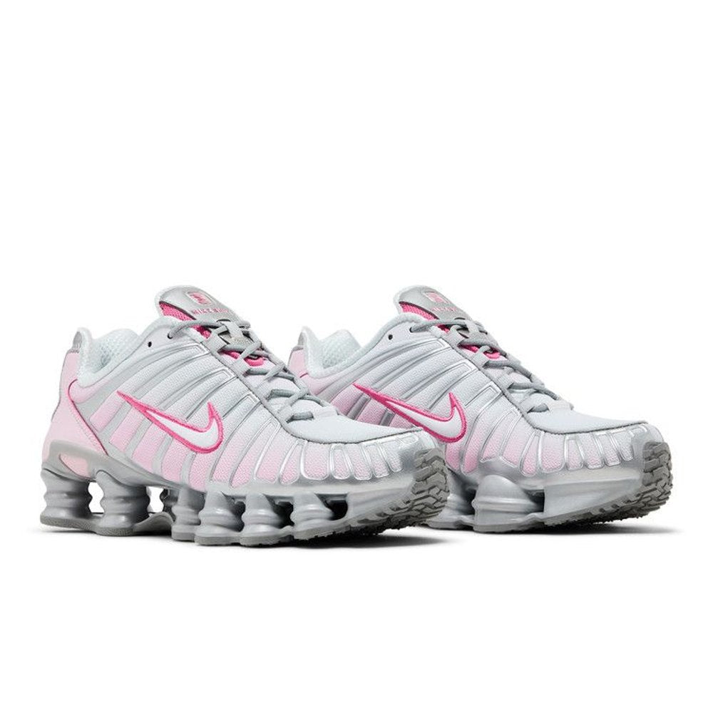 Nike Shox TL Pink Foam (W) – lifestyle foto | Purekickz