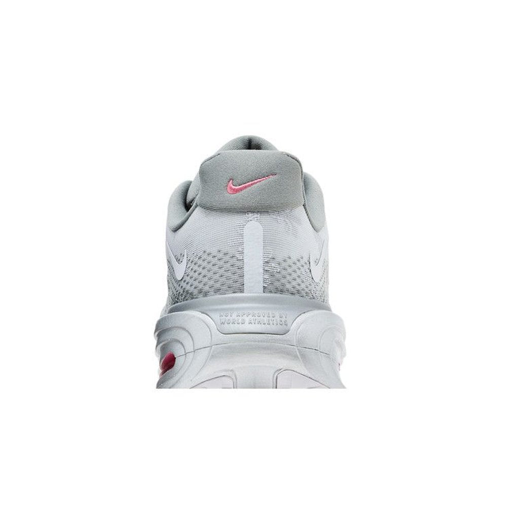 Nike Vomero Premium QS Fleur De-Lis Geyser Grey (W) – detail materiálu | Purekickz
