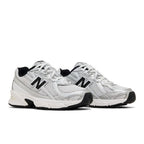New Balance 740 Grey Black (GS) – lifestyle foto | Purekickz