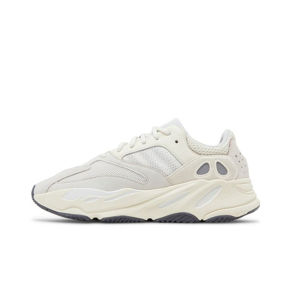adidas Yeezy Boost 700 Analog – hlavní pohled | Purekickz