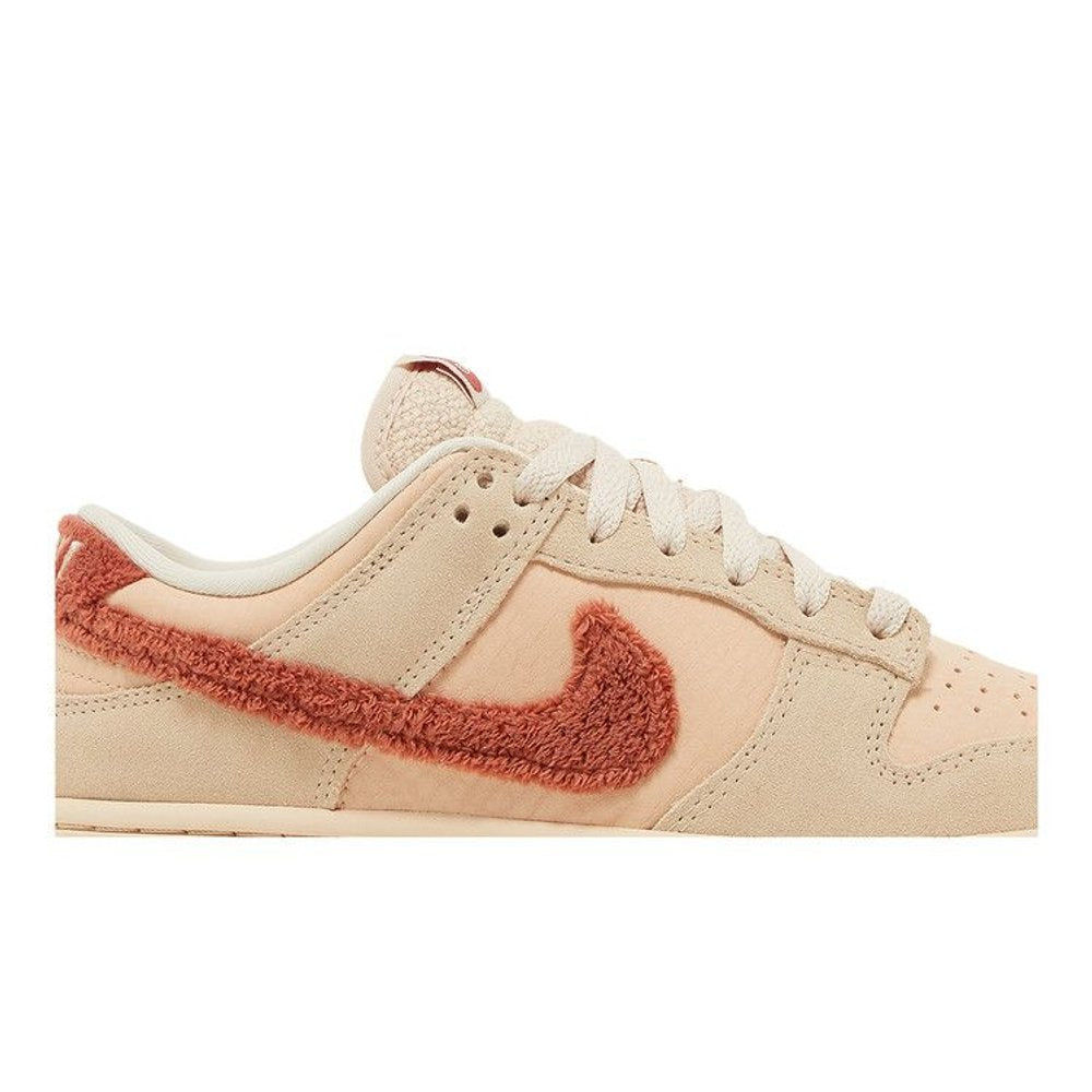 Nike Dunk Low Terry Swoosh (W) – detail | Purekickz