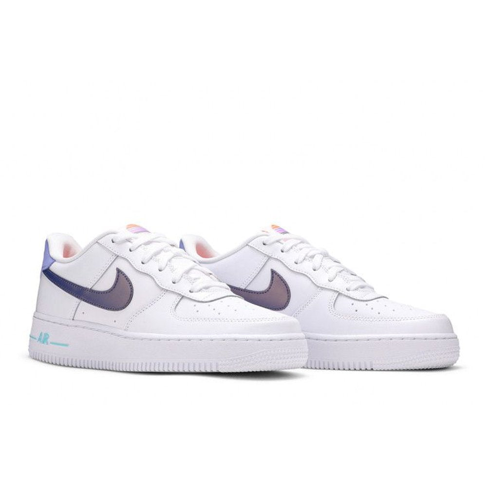 Nike Air Force 1 Low LV8 White Dark Purple (GS) – lifestyle foto | Purekickz