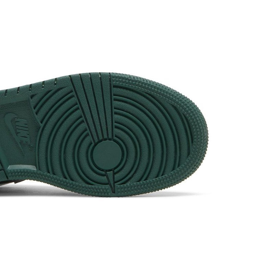 Jordan 1 Low Green Toe (GS) – pohled shora | Purekickz