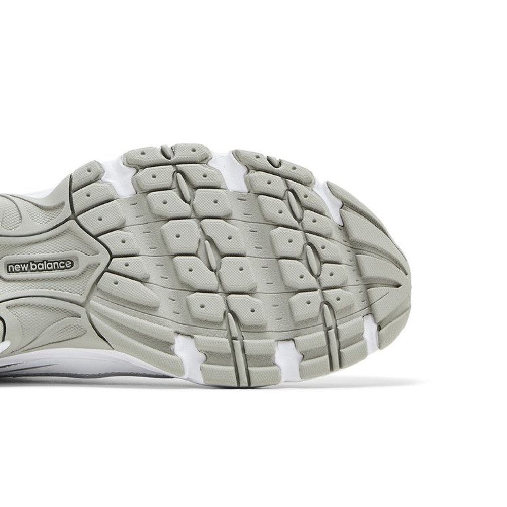 New Balance 740v2 White Silver Reflection – pohled shora | Purekickz