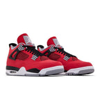 Jordan 4 Retro Toro Bravo (2026) – lifestyle foto | Purekickz