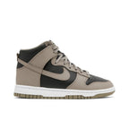 Nike Dunk High Moon Fossil (W) – boční pohled | Purekickz