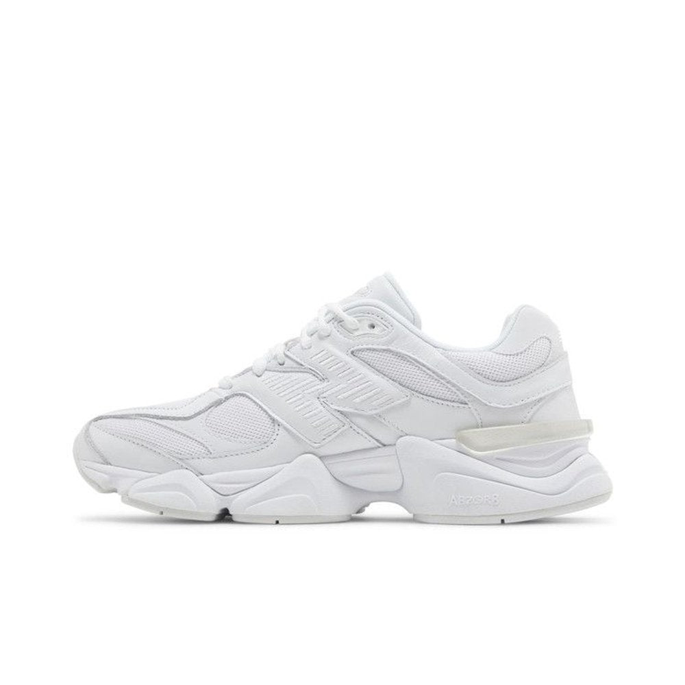 New Balance 9060 Triple White – hlavní pohled | Purekickz