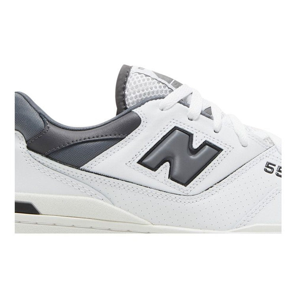 New Balance 550 White Grey Dark Grey – detail | Purekickz