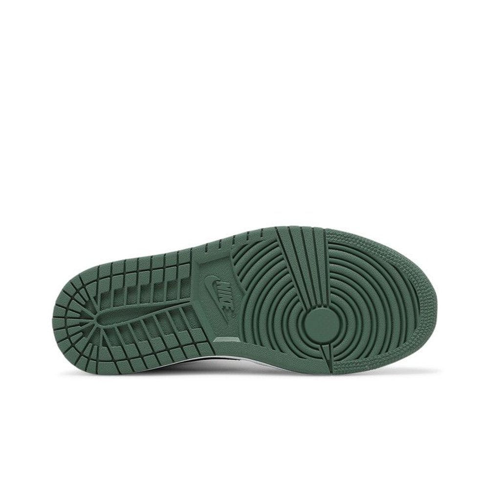 Jordan 1 Mid Dutch Green (W) – zadní pohled | Purekickz