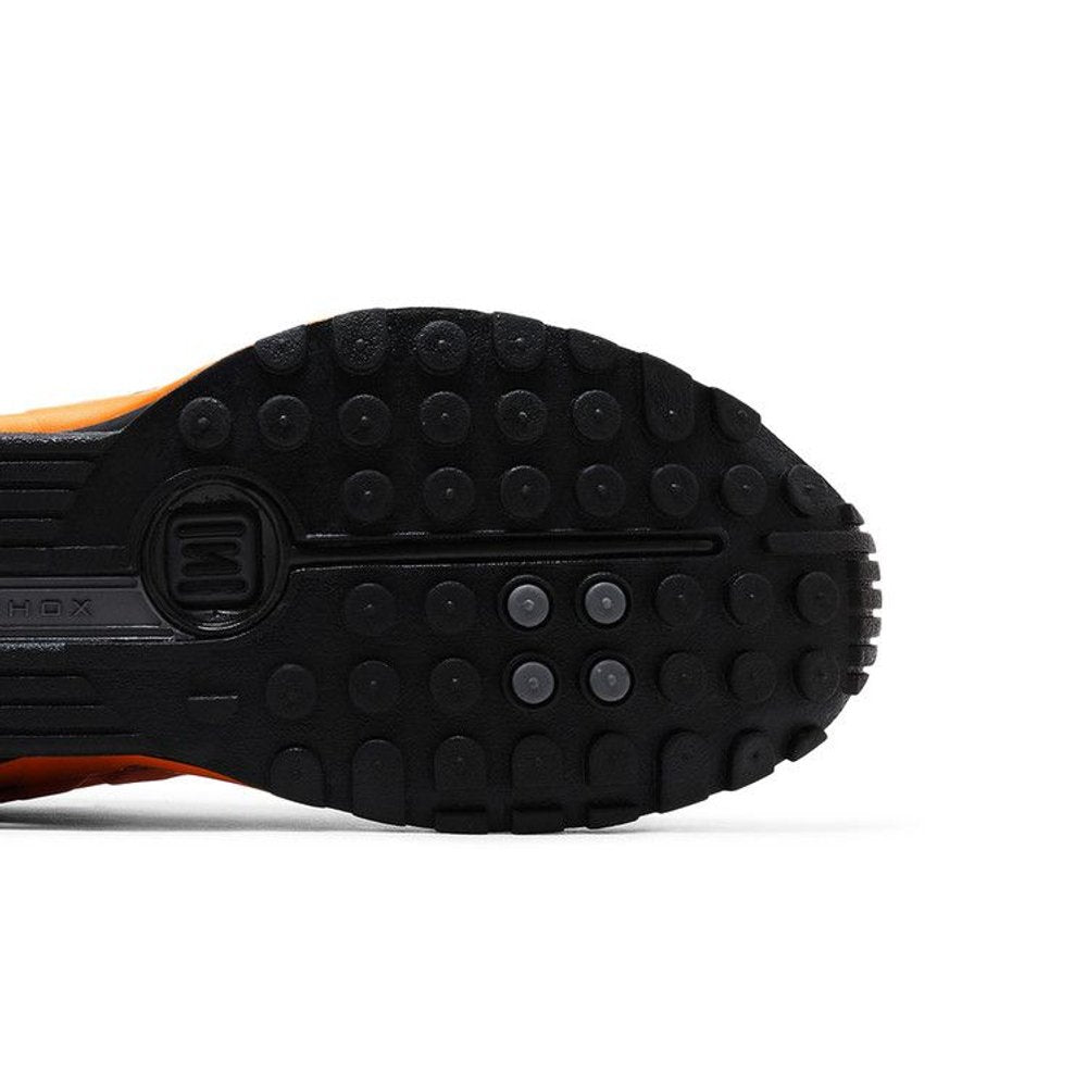 Nike Shox R4 Bright Ceramic – pohled shora | Purekickz