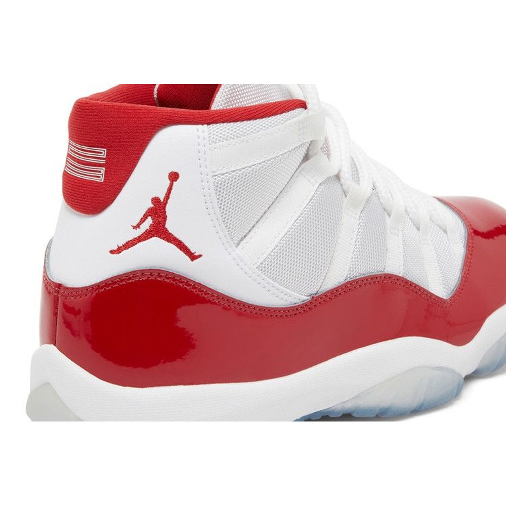 Jordan 11 Retro Cherry (2022) – pohled 10 | Purekickz