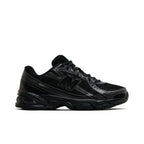 New Balance 740 Triple Black – boční pohled | Purekickz