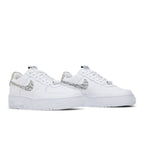 Nike Air Force 1 Low Pixel SE White Zebra (W) – lifestyle foto | Purekickz
