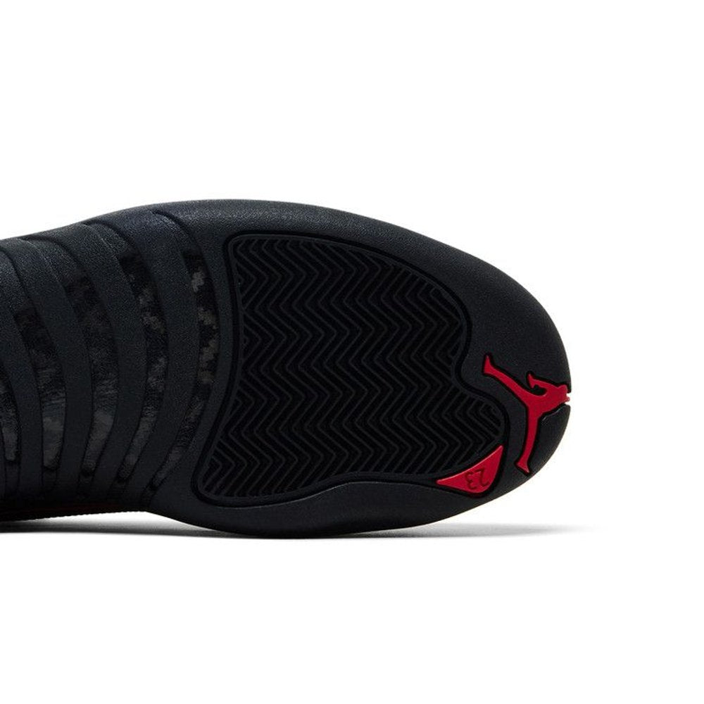 Jordan 12 Retro Bloodline – pohled shora | Purekickz