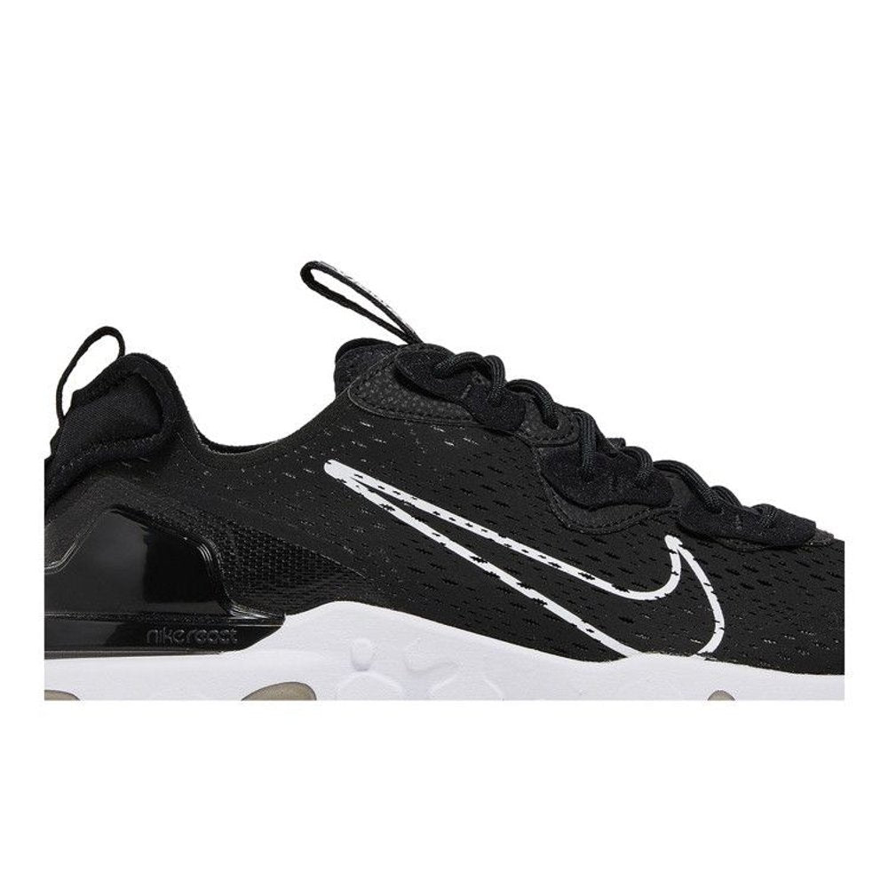 Nike React Vision Black White – detail | Purekickz