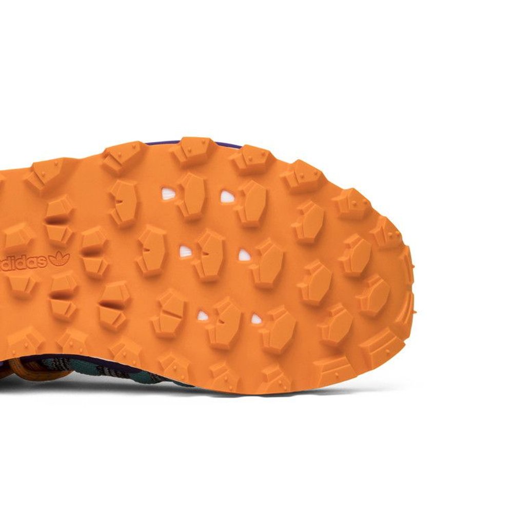 adidas NMD Hu Pharrell Solar Pack Orange – pohled shora | Purekickz