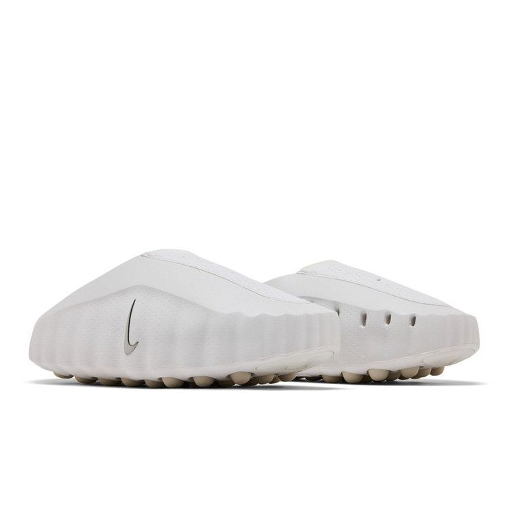 Nike Mind 001 Slide Summit White (W) – lifestyle foto | Purekickz