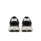 New Balance 9060 Black White – podrážka | Purekickz