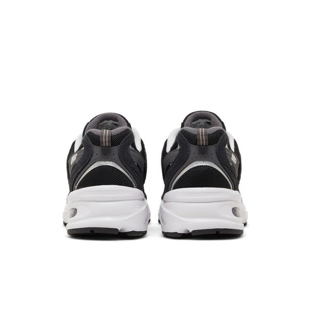 New Balance 530 Classic Black Grey – podrážka | Purekickz