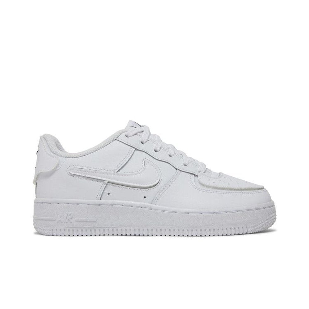 Nike Air Force 1 Low 1/1 White (GS) – boční pohled | Purekickz
