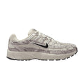 Nike P-6000 SE Snakeskin Light Bone Black (W) – hlavní pohled | Purekickz