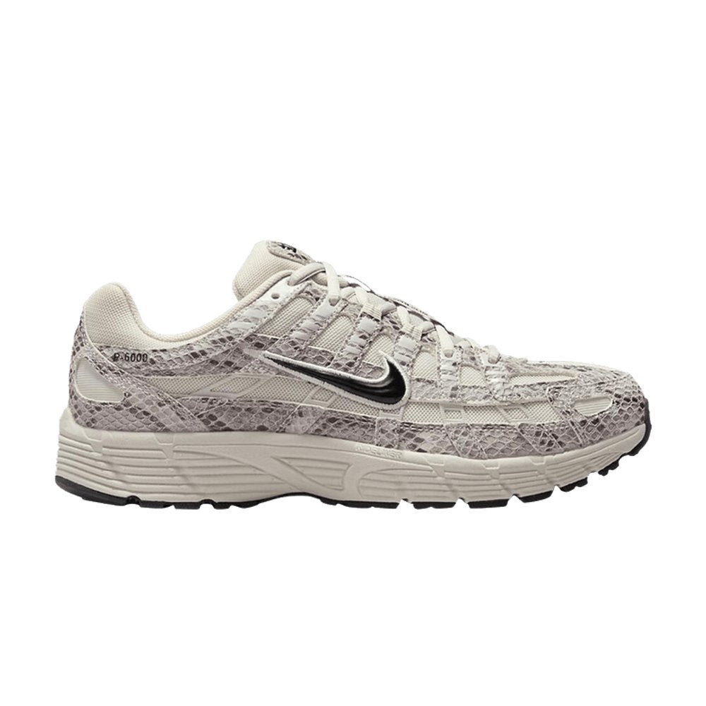 Nike P-6000 SE Snakeskin Light Bone Black (W) – hlavní pohled | Purekickz